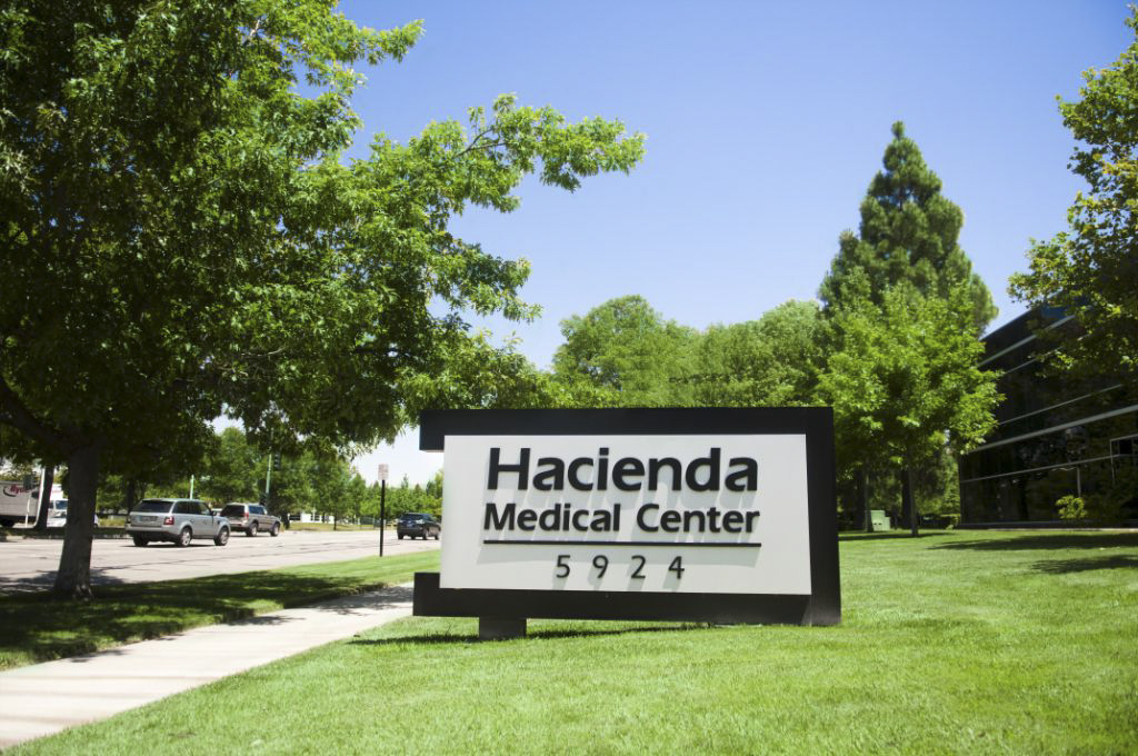 Bennett Graphics made monument sign at Hacienda Medical Center