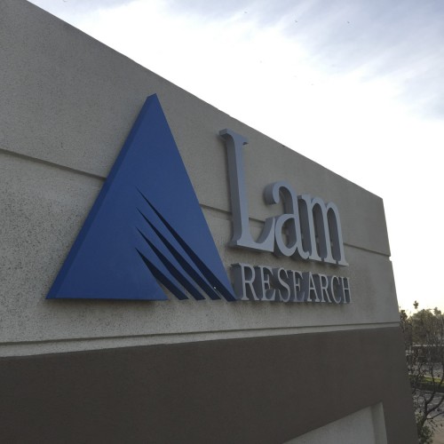 T Bennett Services, LLC made Halo Illuminated Exterior Sign in Pleasanton